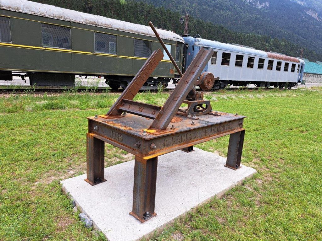 CANFRANC INTERNATIONAL RAIL STATION