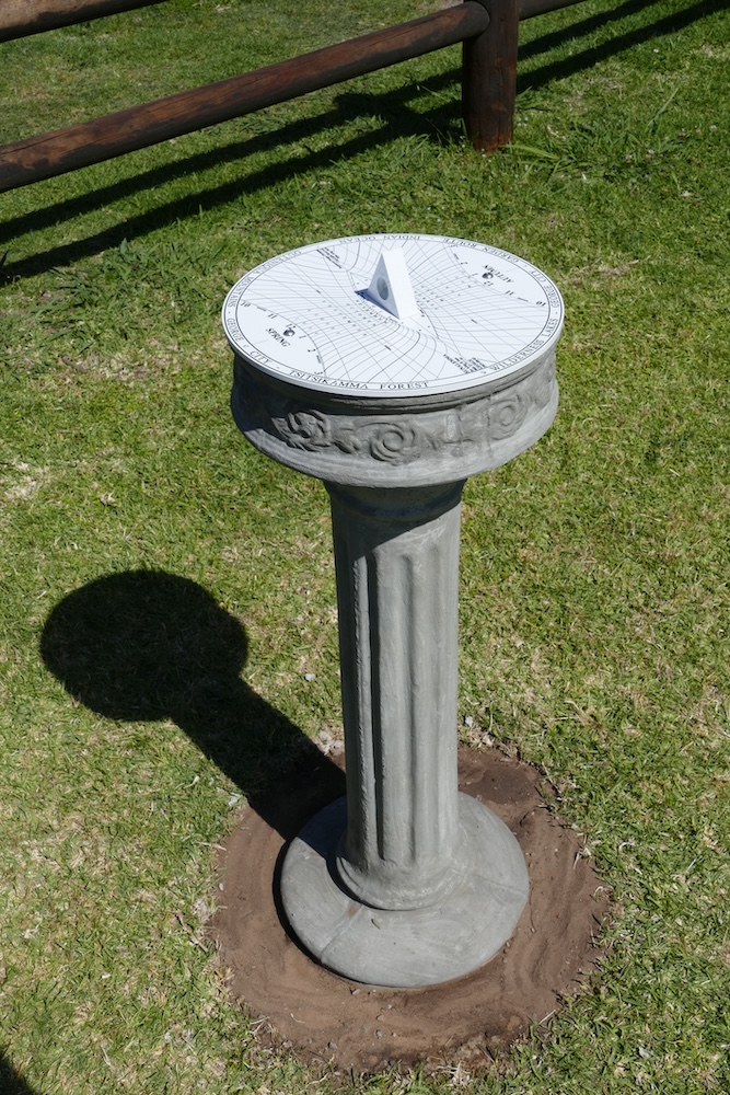 Sunalemma Sundial pedestal