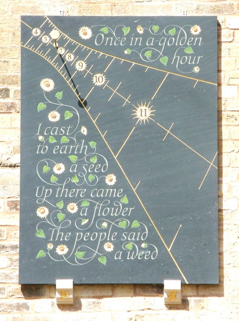 Wall Sundial: Stephen Taylor Court, King's College, Cambridge