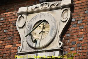 Image of dial 0618