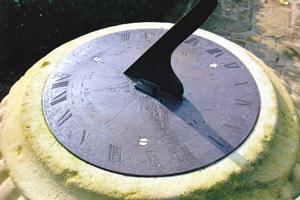 Image of dial 7229