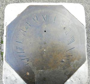 Image of dial 8062